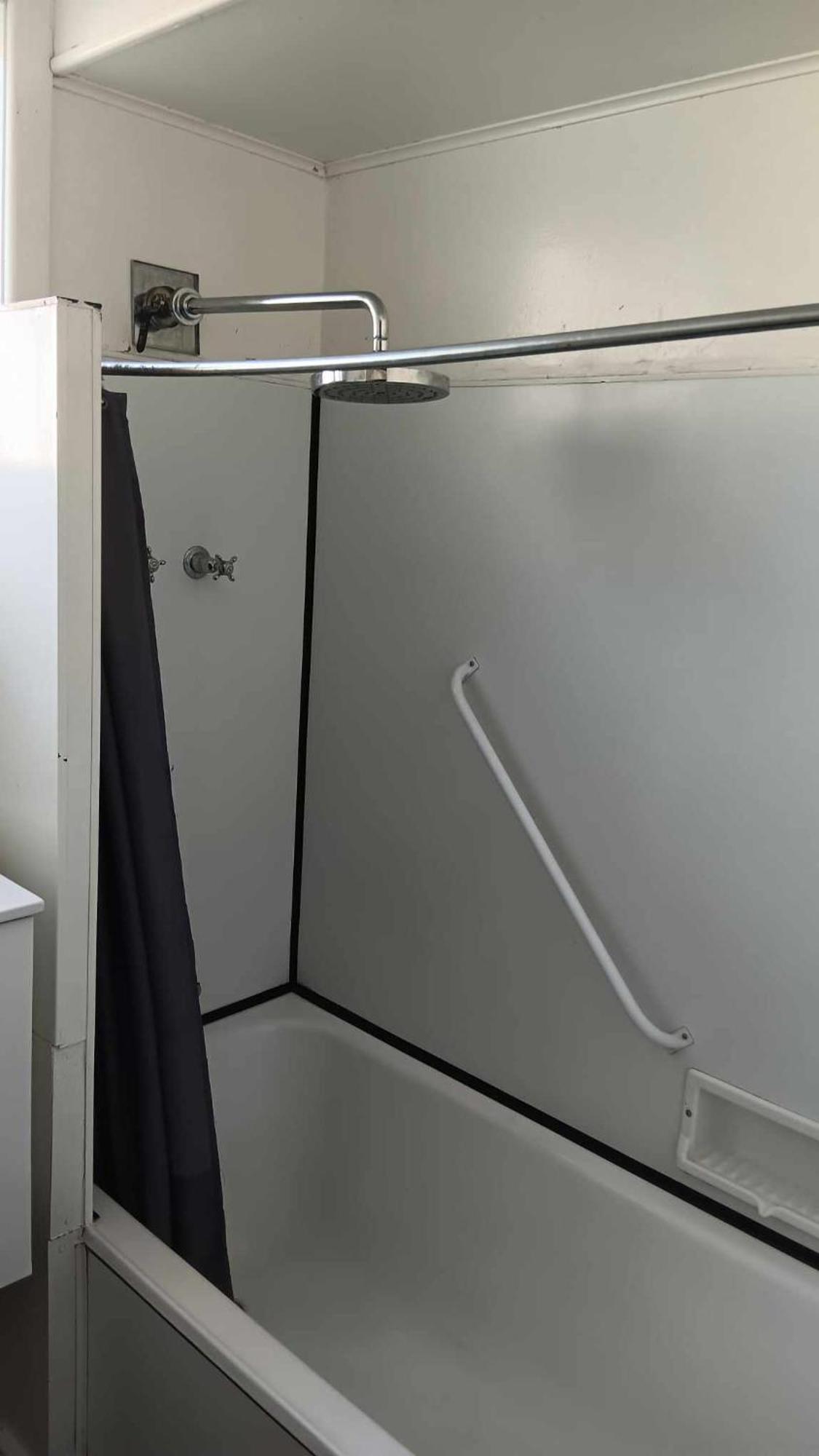 Homestay, Handy City Center Крайстчърч Екстериор снимка