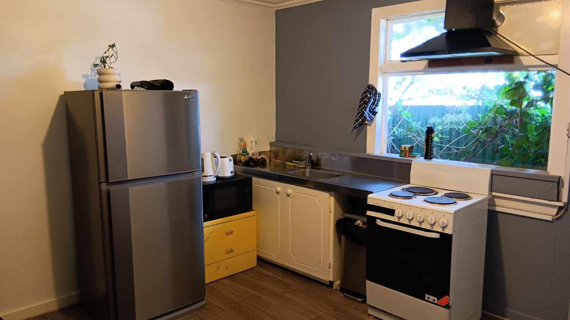 Homestay, Handy City Center Крайстчърч Екстериор снимка